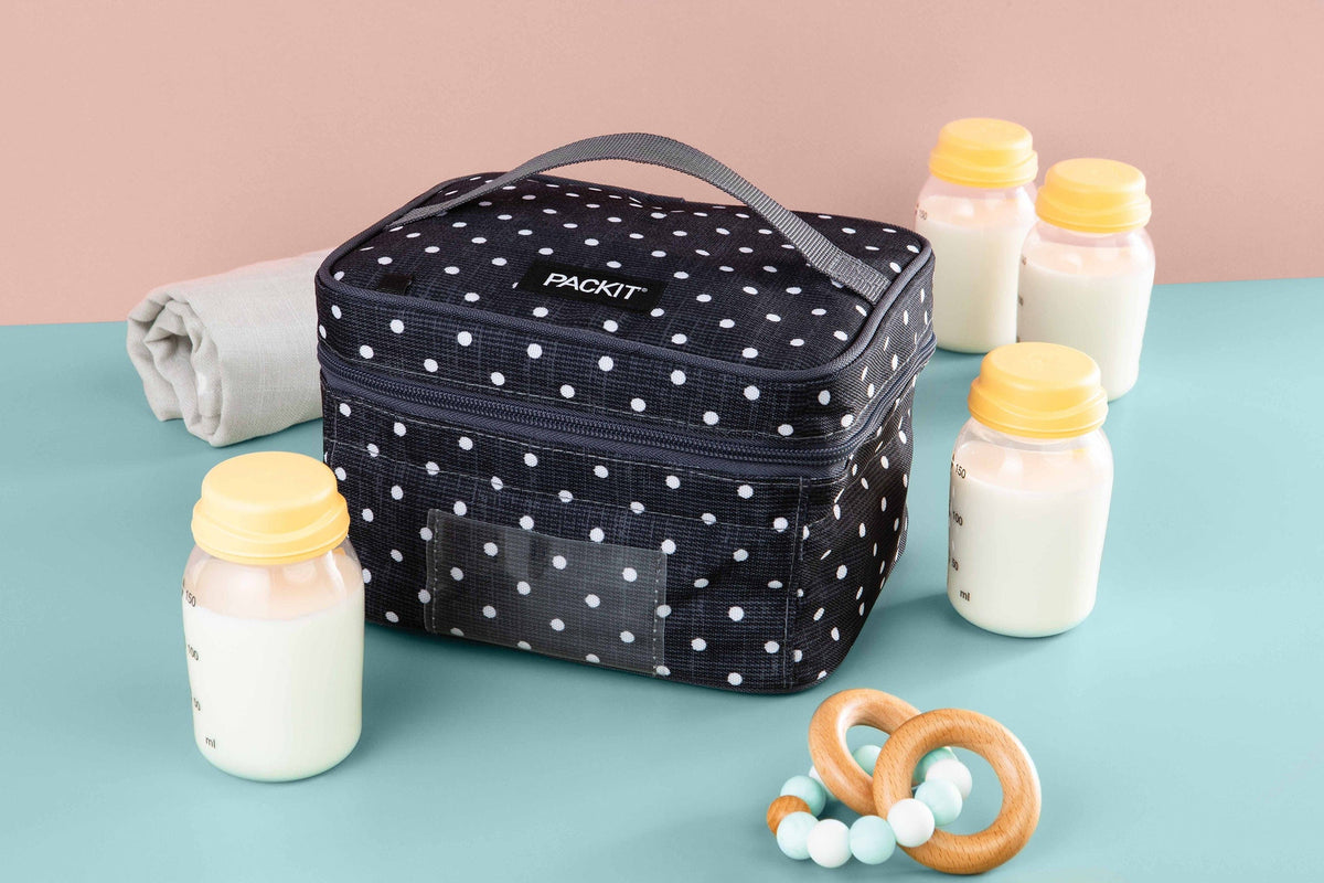 freezable-breastmilk-and-formula-cooler-a0 2023_Breastmilk-Cooler_Polka-Dots_Baby-Lifestyle-01_Lores.jpg