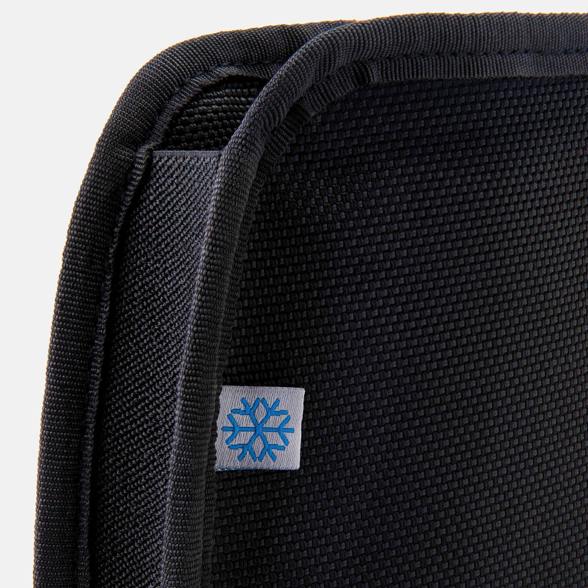 freezable-wine-cooler-g3 freezable-wine-cooler-black-zoom-snowflake-tag.jpg